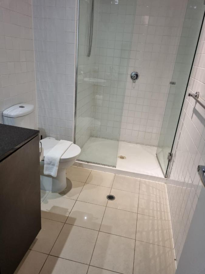 Collins Central 2-Bd Apartment With Pre-Reserve Parking Melbourne Ngoại thất bức ảnh
